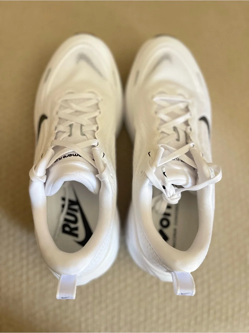Nike size 8m